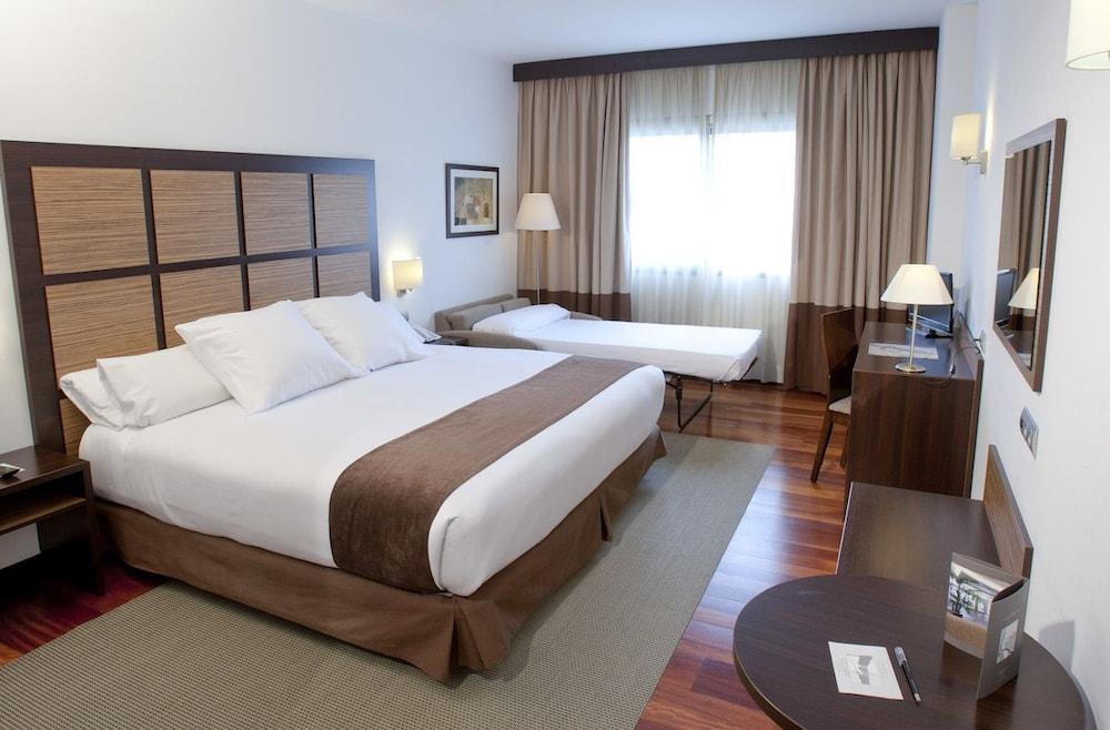 Aparthotel Attica21 As Galeras Bastiagueiro Exterior photo